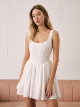 Elegantes, einfarbiges, kurzes französisches Kleid